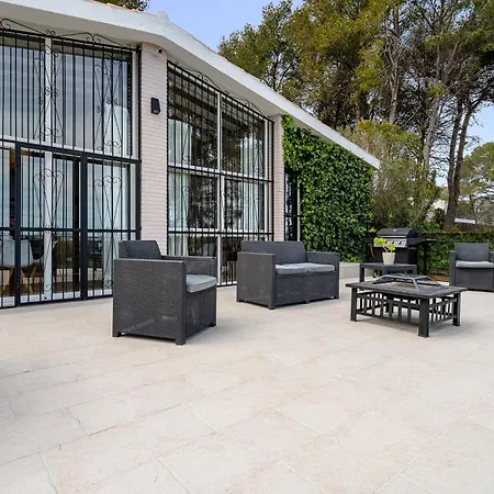 Holiday home Valle De Suenos Canyelles (Catalonia)